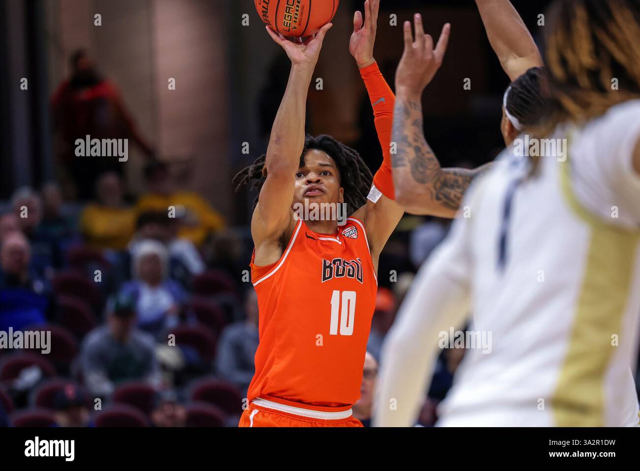 CLEVELAND, OH MARCH 13 Bowling Green Falcons guard Derrick Butler (10) shoots during the