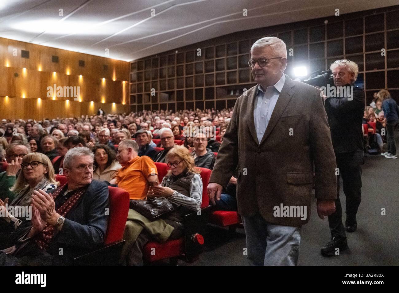 13 March 2025, Berlin Joschka Fischer (Alliance 90/The Greens, r), former Foreign Minister