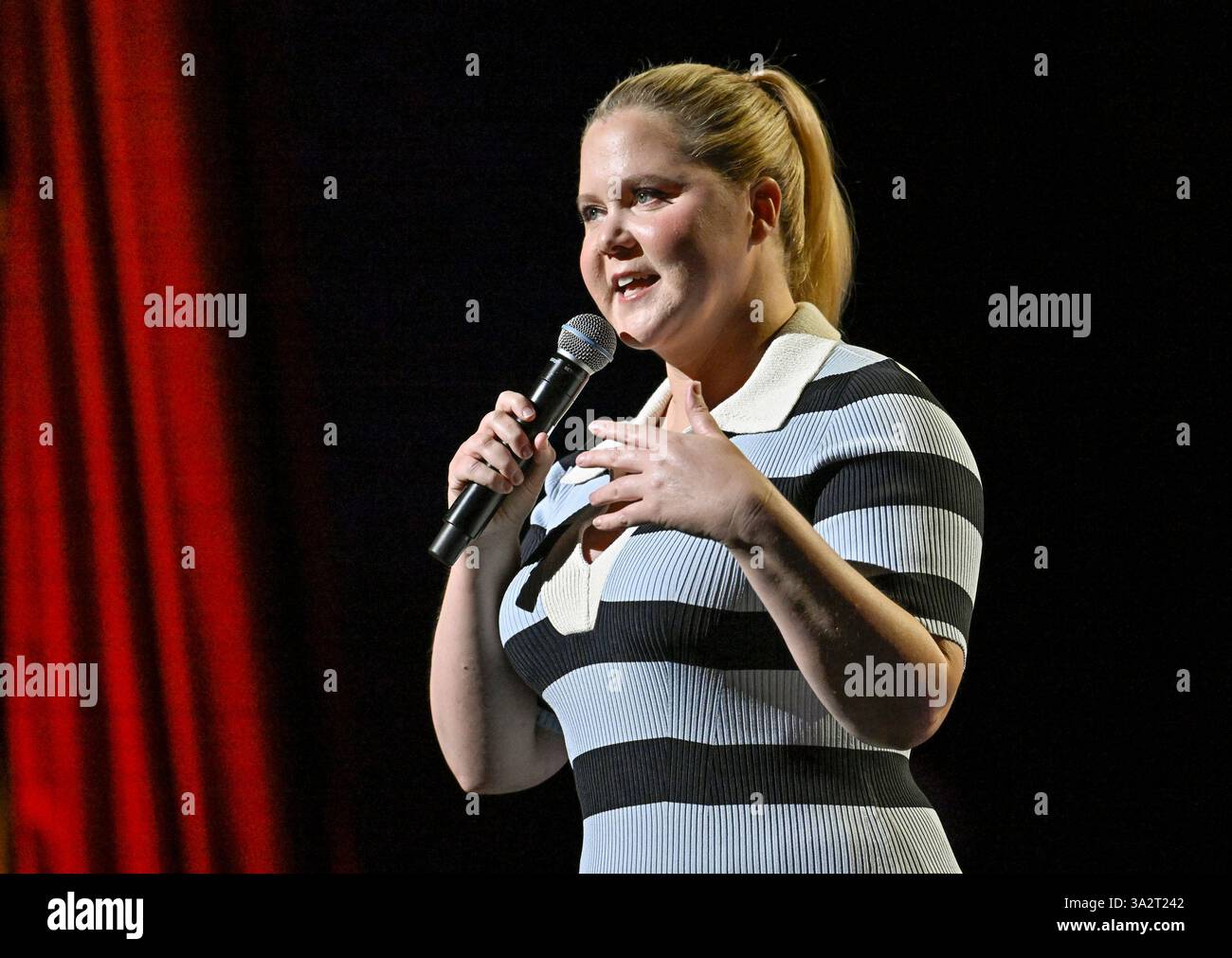 Amy Schumer performs at the 9th annual Love Rocks NYC concert ...