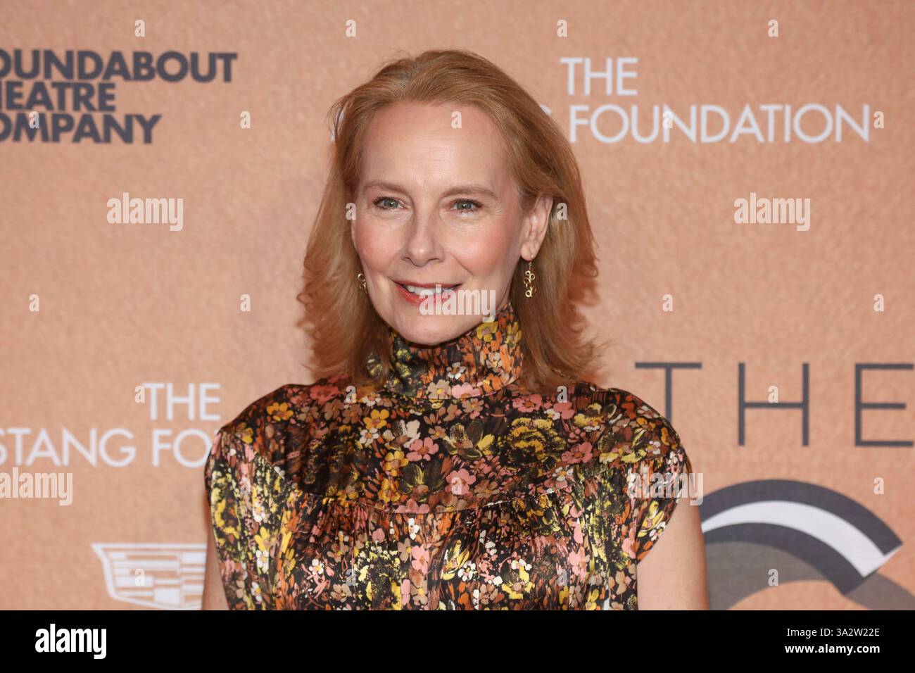 Actor Amy Ryan attends the Roundabout Theatre Company Gala at The ...