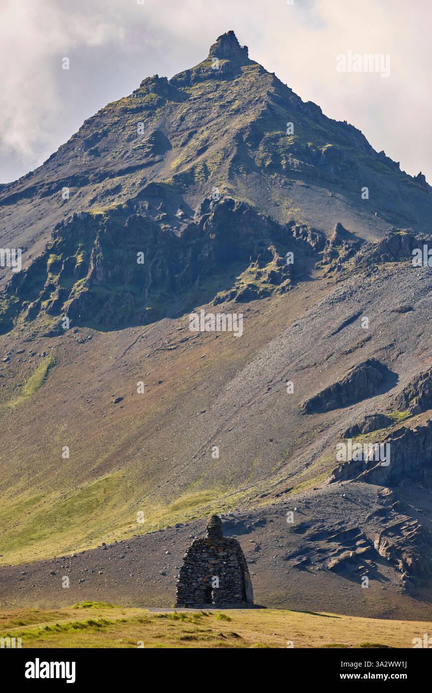 Sculpture made volcanic stones hi-res stock photography and images - Alamy