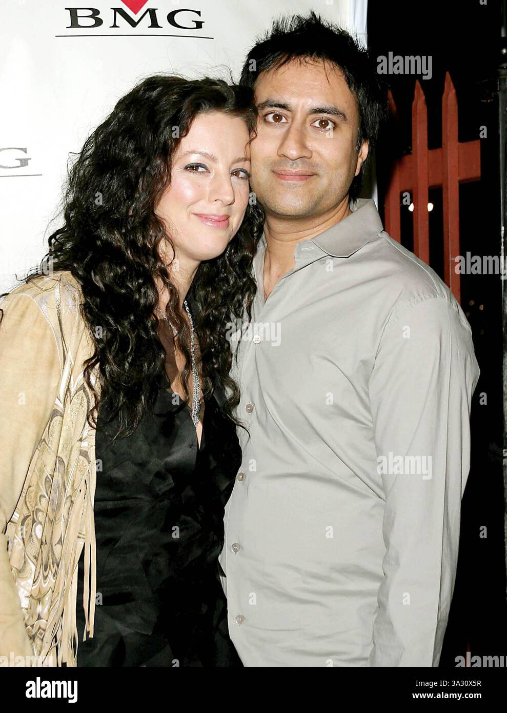Sarah mclachlan party hi-res stock photography and images - Alamy
