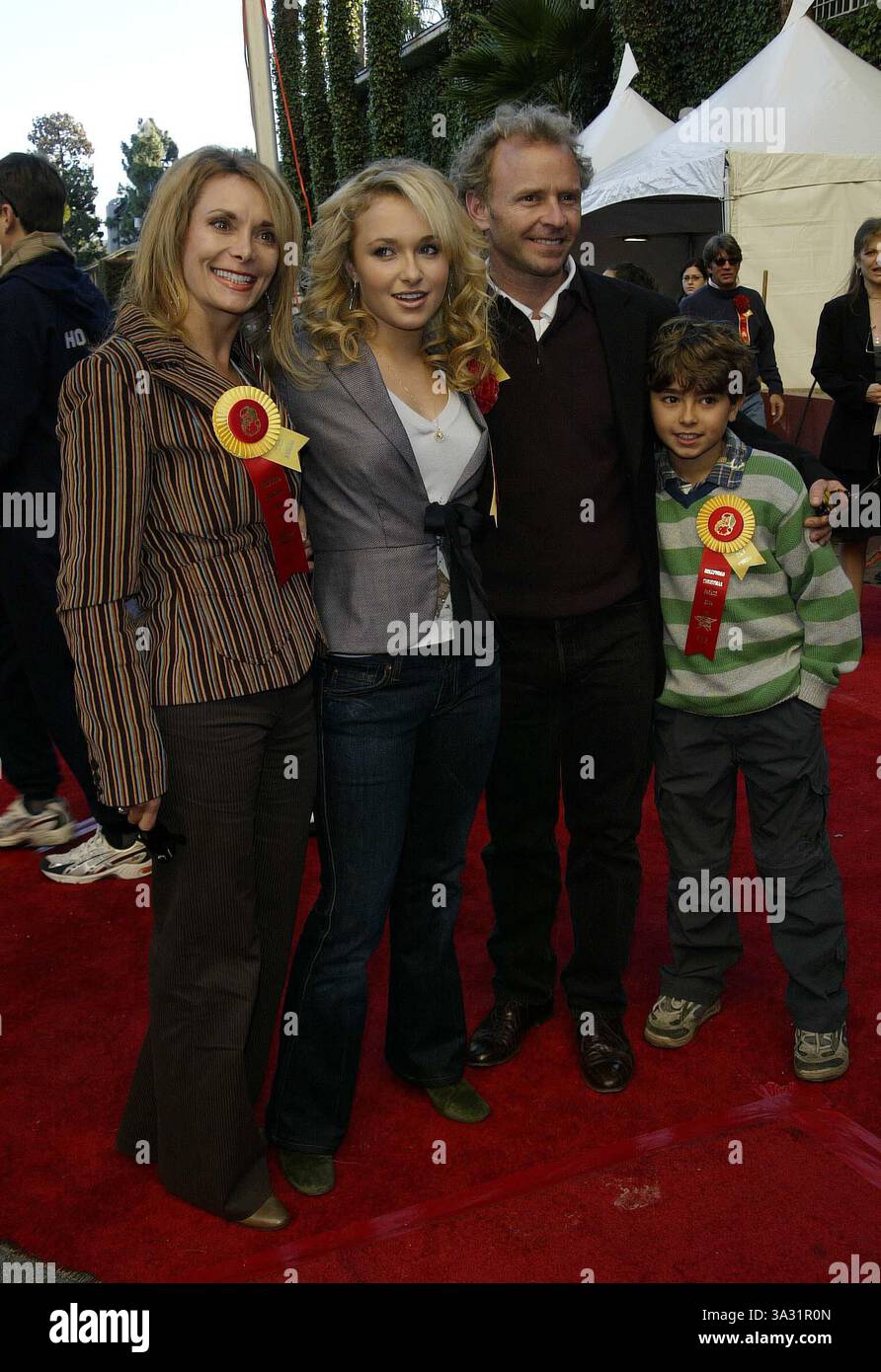 hayden-panettiere-and-her-mother-hi-res-stock-photography-and-images
