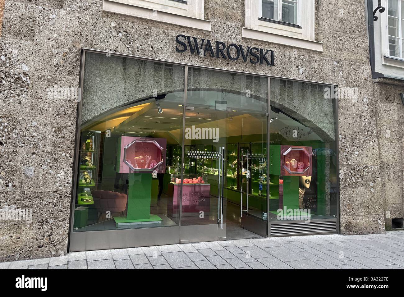Luxus Kaufhof Swarovski Bilderbrend12068