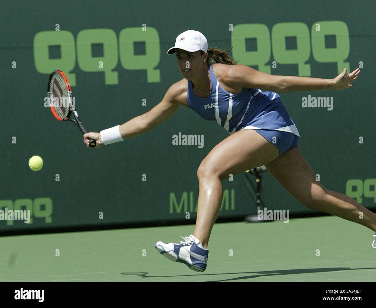 Mar 26, 2004; Miami, FL, USA; NASDAQ-100 Open. JENNIFER CAPRIATI (USA) defeated KLARA KOUKALOVA of the Czech Republic 6-1, 6-0. Stock Photo