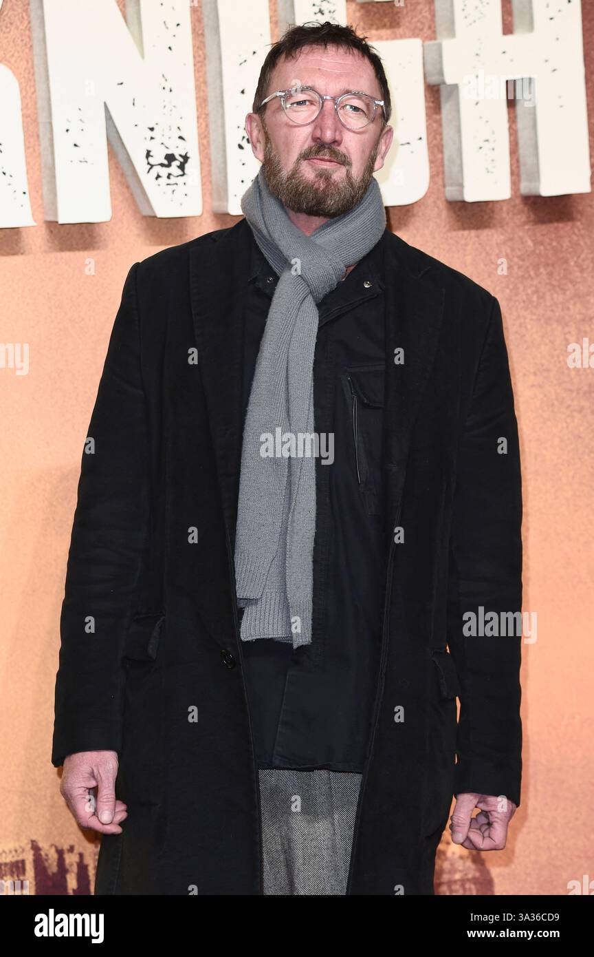 Ralph Ineson Colonial Ralph Ineson bei der Premiere des Kinofilms The Alto Knights im Curzon ...