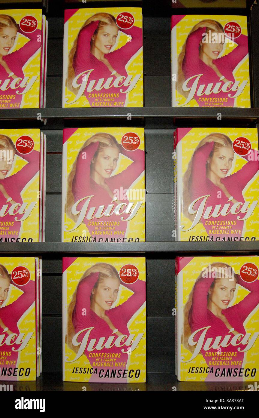 Oct 7 2005 West Hollywood CALIFORNIA USA K45159FB JESSICA oct-7-2005-west-hollywood-california-usa-k45159fb-jessica