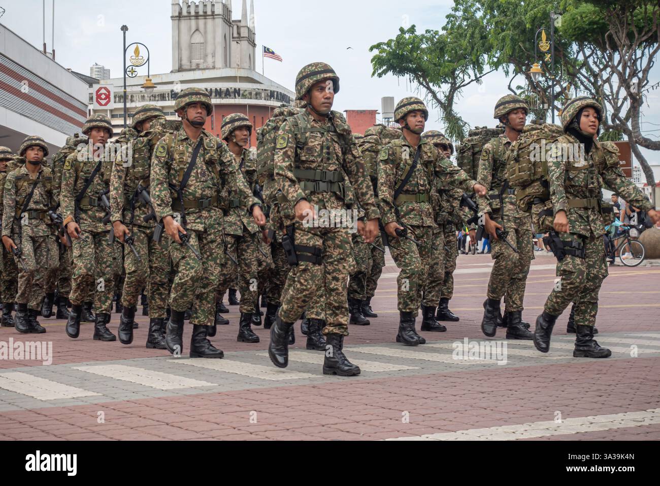 Malaysian army hi-res stock photography and images - Alamy
