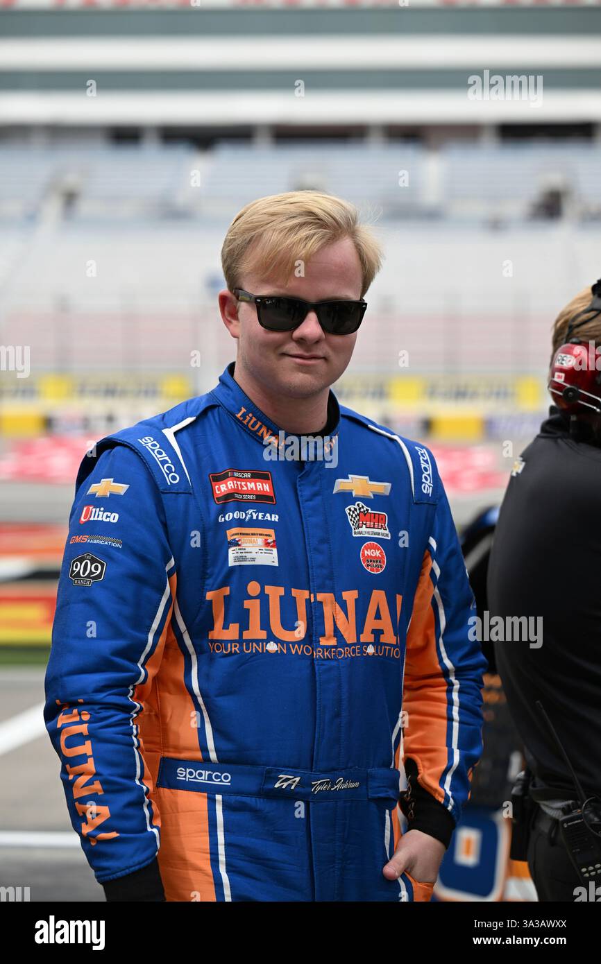 LAS VEGAS, NV - MARCH 14: Tyler Ankrum (#18 McAnally Hilgemann Racing ...