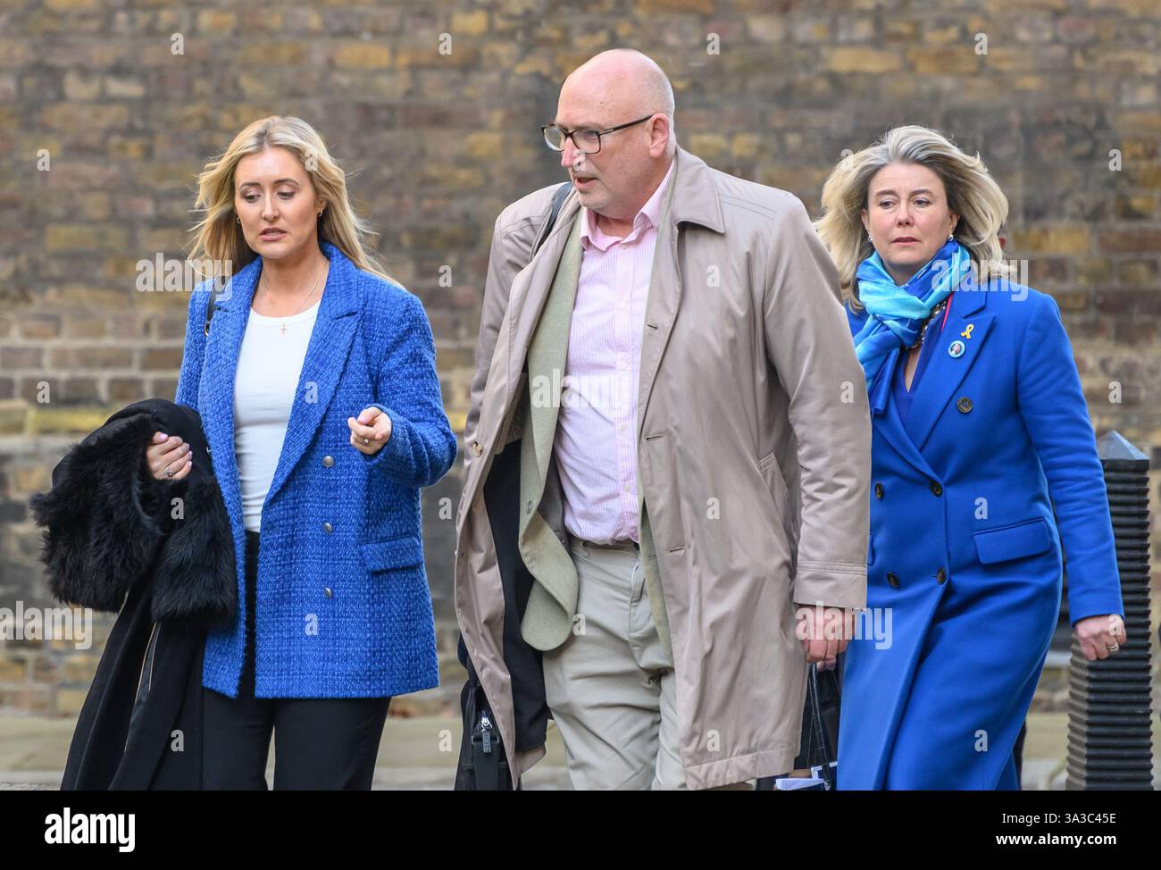 Anna firth mp hi-res stock photography and images - Alamy