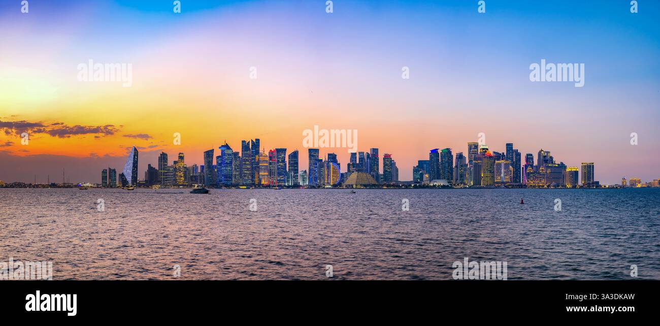 Skyline doha downtown qatar hi-res stock photography and images - Alamy