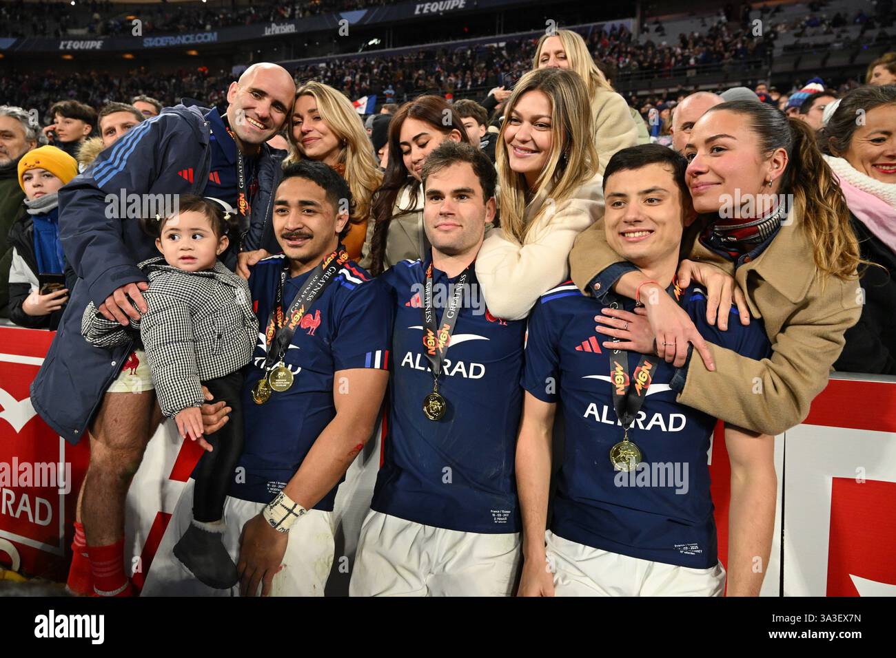 Saint Denis, France. 15th Mar, 2025. Rugby - The French team wins the ...