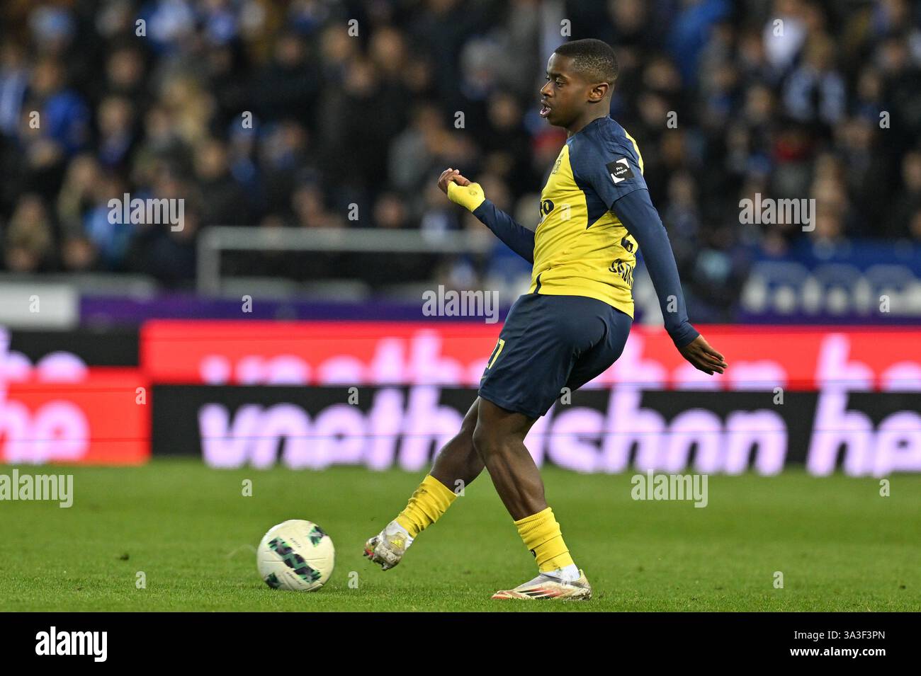 Noah Sadiki (27) of Union pictured during the Jupiler Pro League season 2024 2025 matchday 30