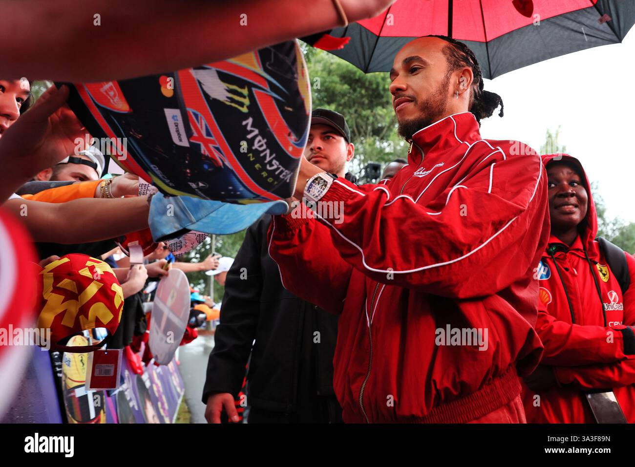 Lewis Hamilton (GBR) Ferrari with fans. 16.03.2025. Formula 1 World Championship, Rd 1