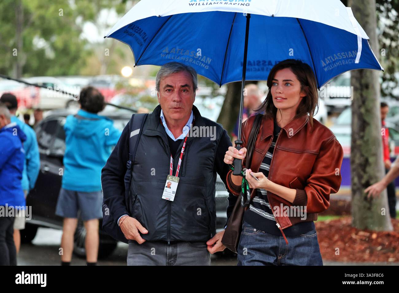 (L to R): Carlos Sainz (ESP) with Rebecca Donaldson (GBR), girlfriend