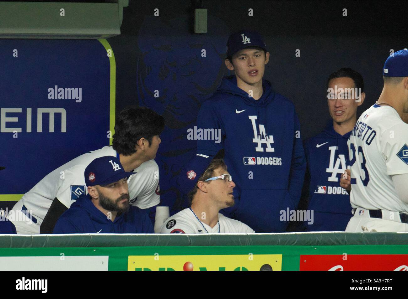 tokyo-japan-16th-mar-2025-los-angeles-dodgers-shohei-ohtani-rear-l