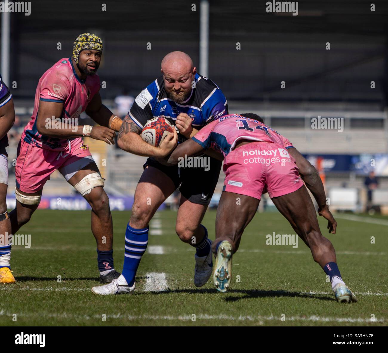 Tim Dunn Rugby Bath Rugby’s Tom Dunn powers toward try line Exeter Chiefs v Bath Rugby ...