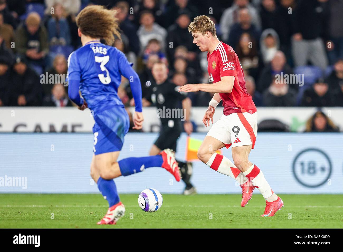 Hjlund #9, Rasmus H¿jlund of Manchester United in attacking action in the lead ...