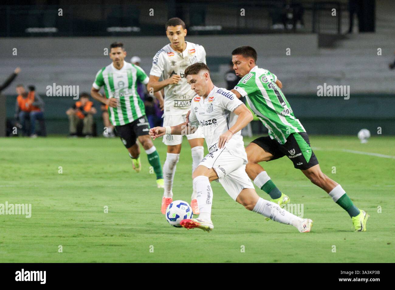 PR - CURITIBA - 03/16/2025 - FRIENDLY, CORITIBA x SANTOS - Joao Almeida ...