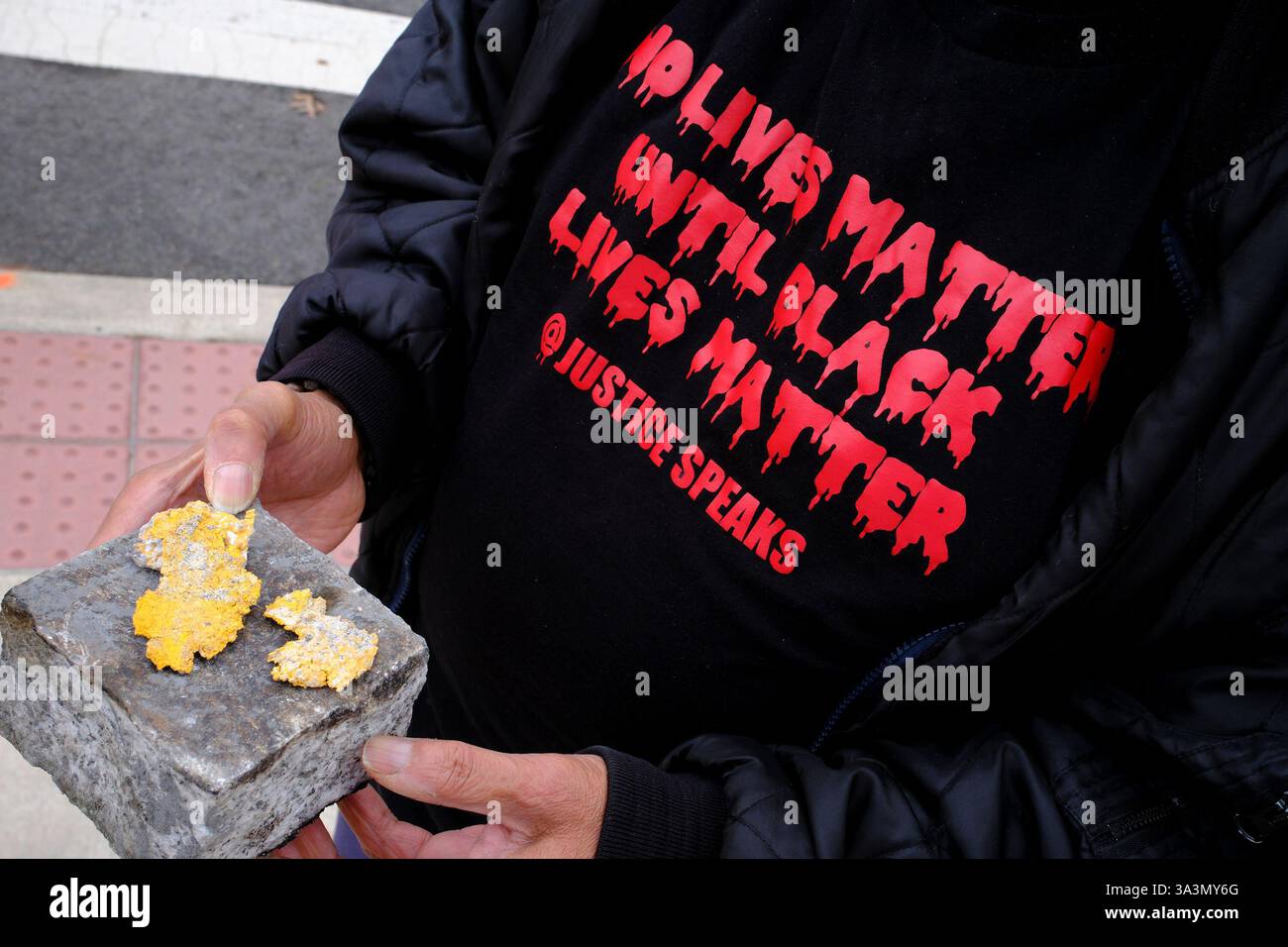 Black lives matter mural hi-res stock photography and images - Alamy