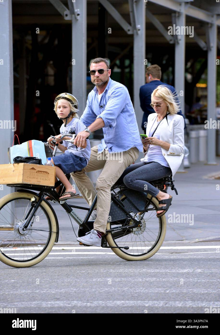 Liev Schreiber takes his wife Naomi Watts and son Sasha on a bike ride