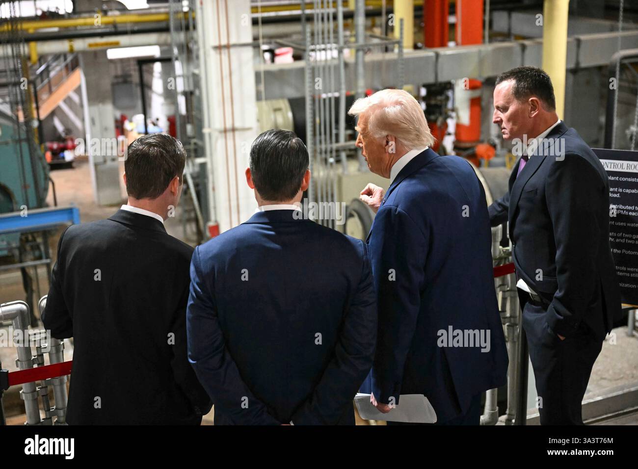 RICHARD GRENELL TO STEP DOWN AS KENNEDY CENTER PRESIDENT AMID visual data 6