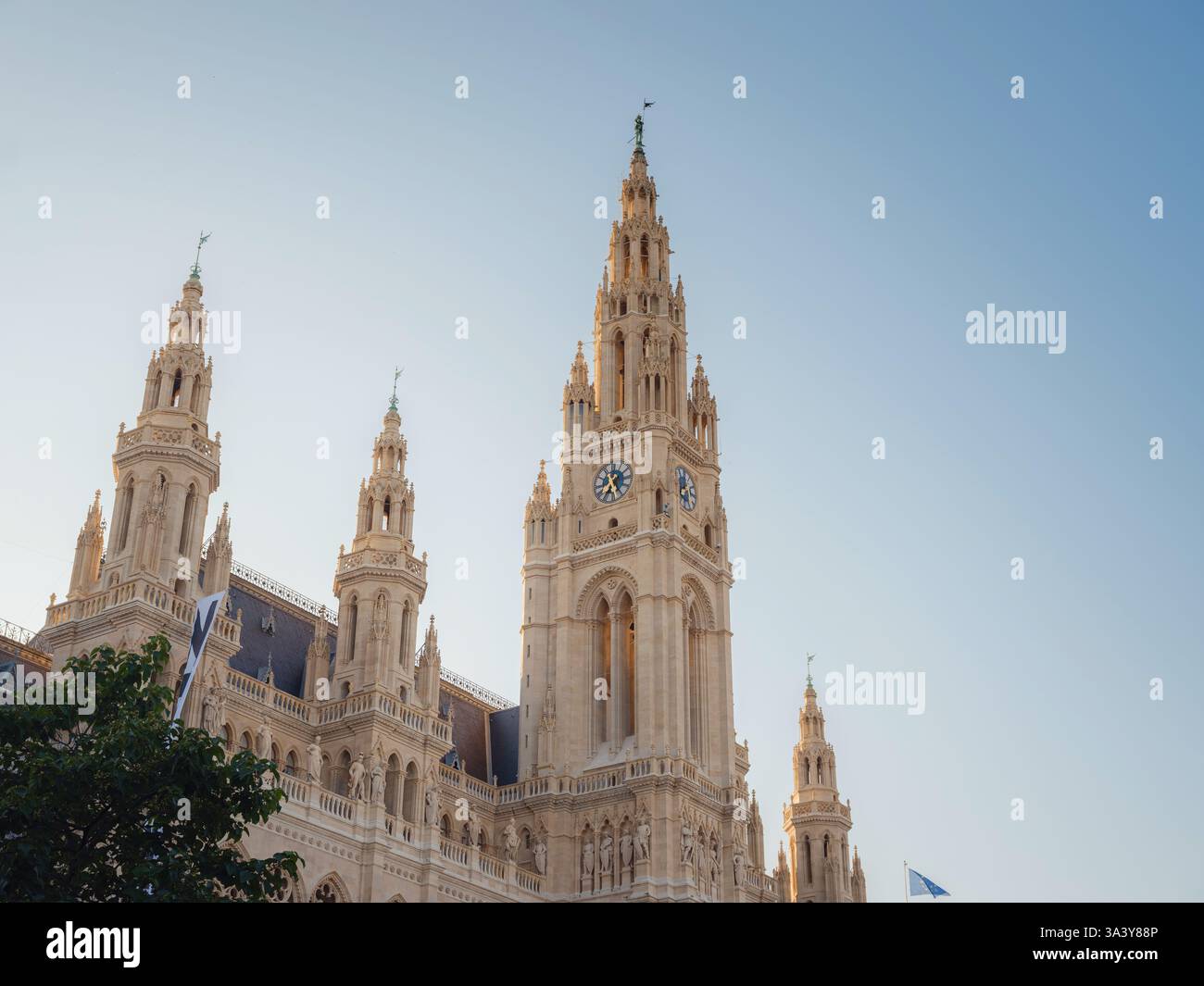 Majestic Vienna Town Hall in the city center - historic neo-Gothic ...