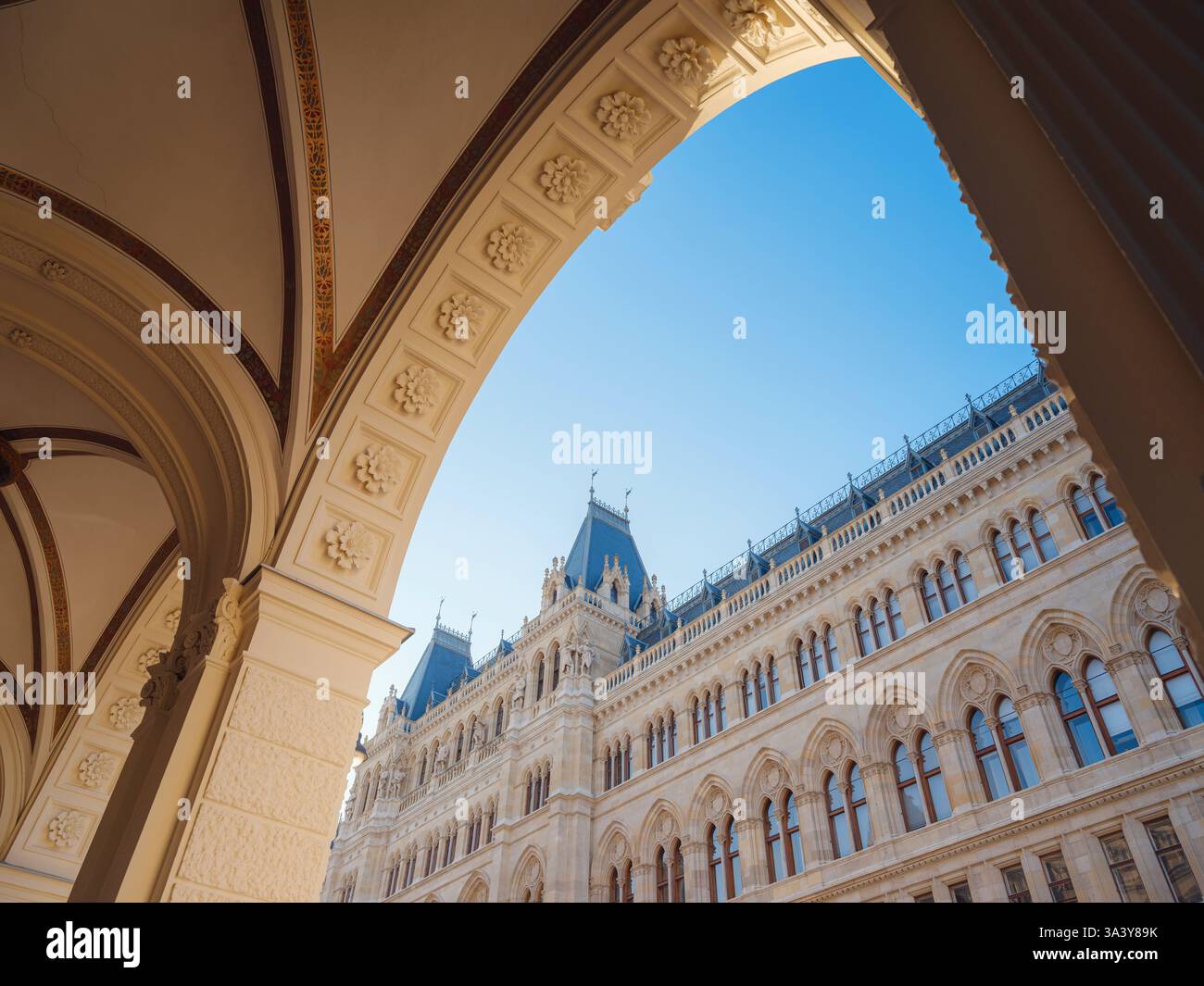 Majestic Vienna Town Hall in the city center - historic neo-Gothic ...