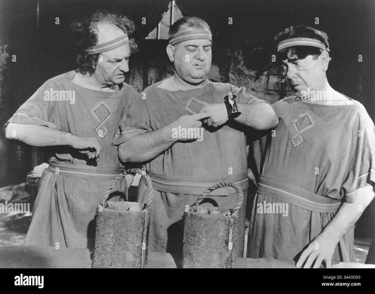 Moe the three stooges hi-res stock photography and images - Alamy
