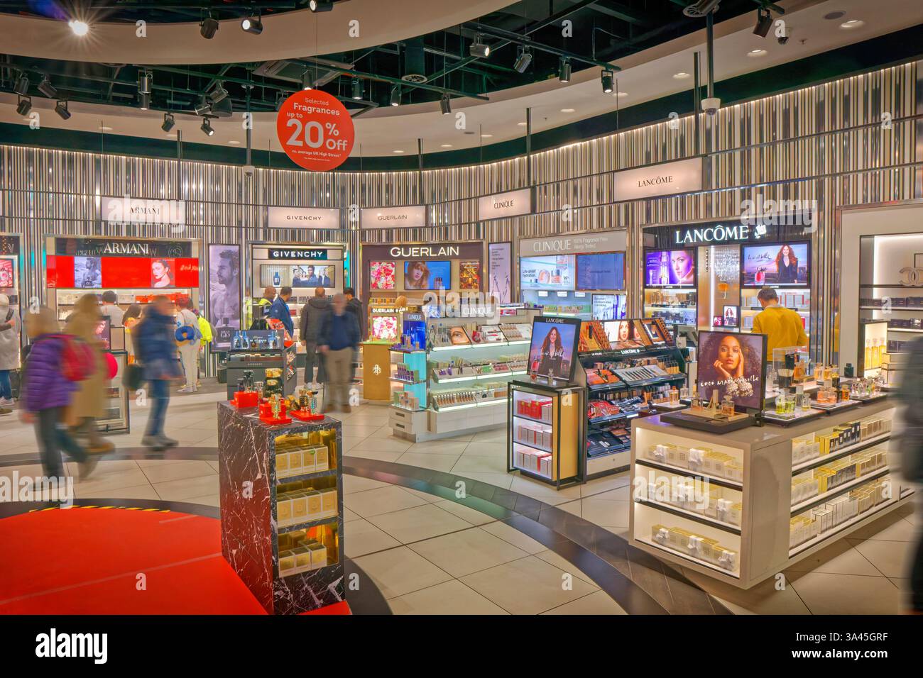 Manchester airport duty free hi-res stock photography and images