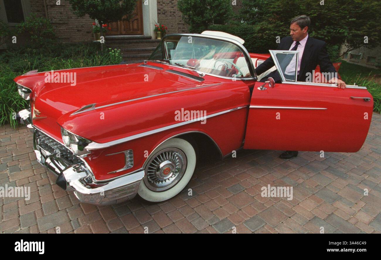 1958 cadillac eldorado biarritz hi-res stock photography and
