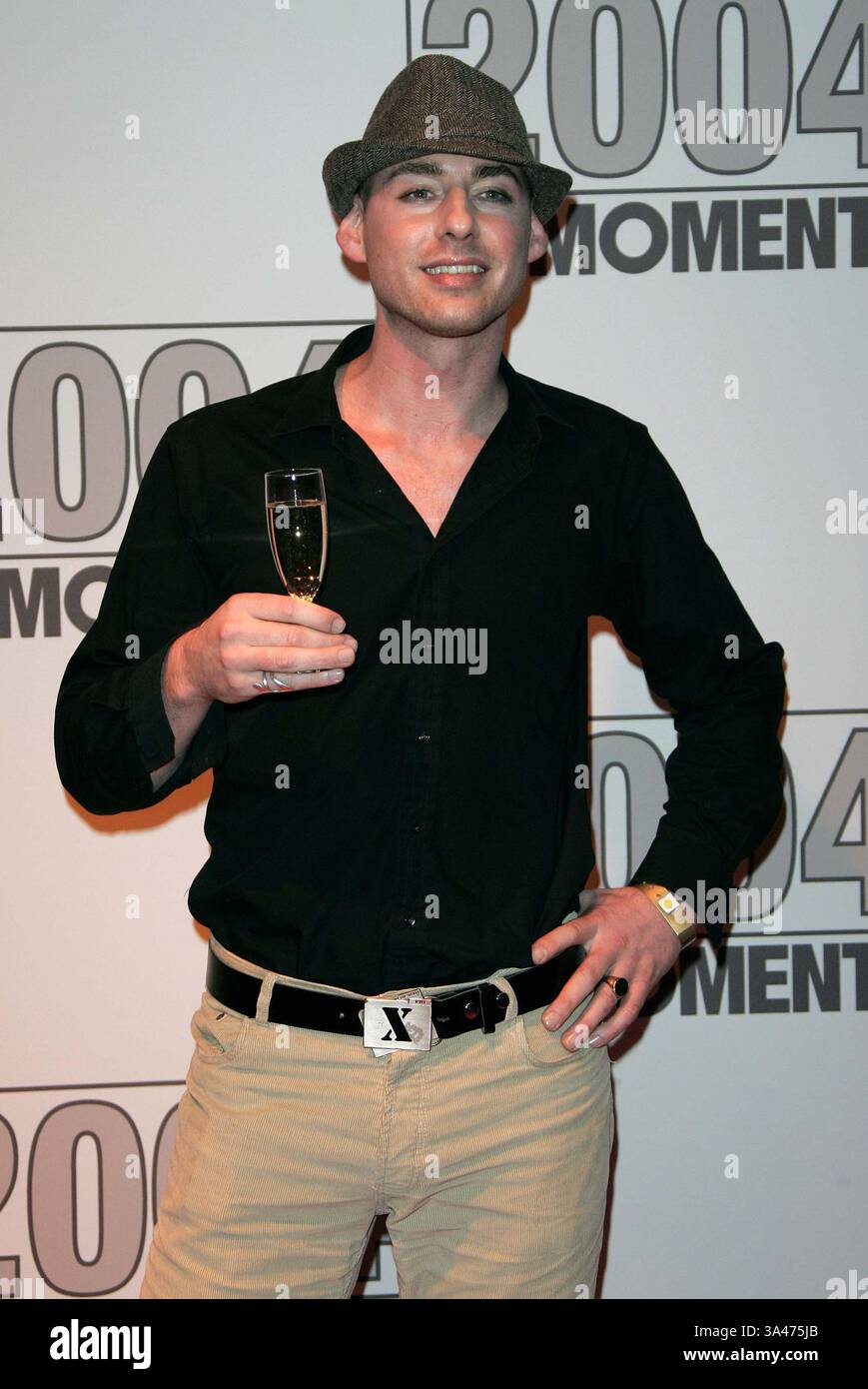 Daniel bryan hi-res stock photography and images - Page 2 - Alamy, image size:869x1390