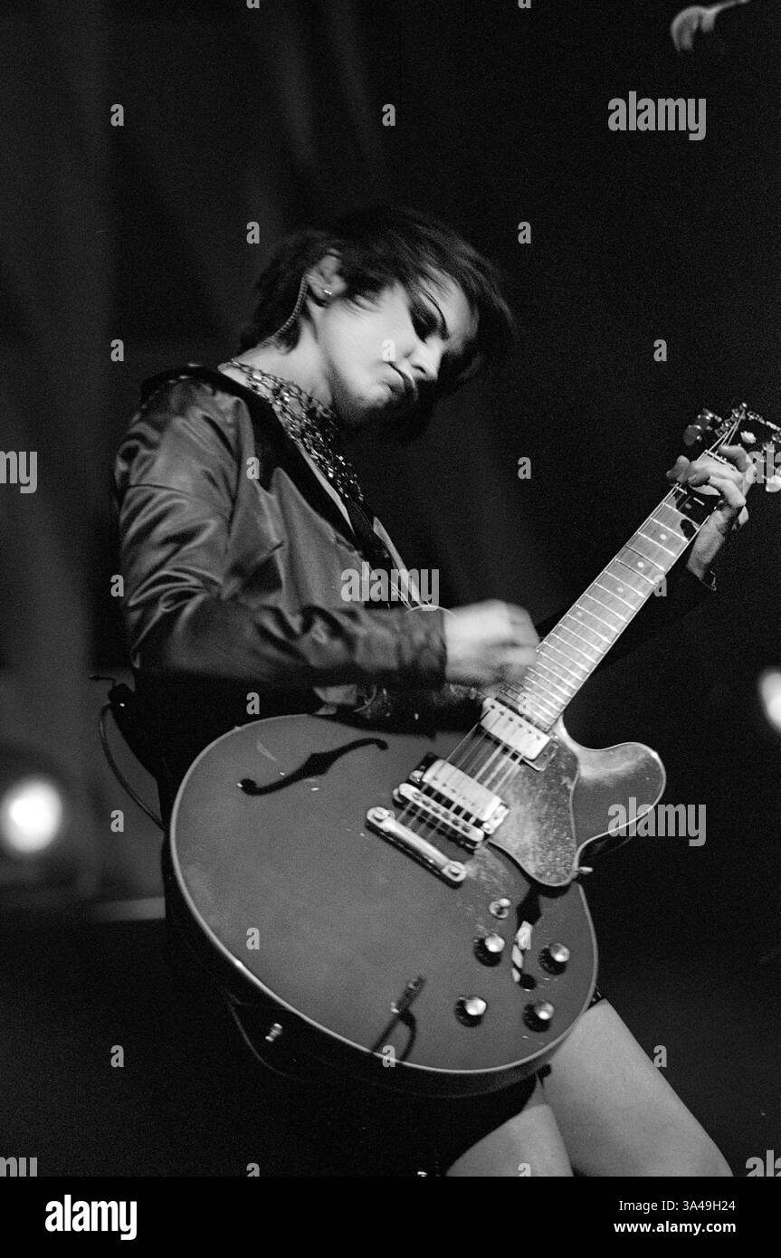 Milan Italy 05 April 2002 : Dolores O'Riordan,Irish singer of The Cranberries band, during the live concert at the Forum Assago Stock Photo