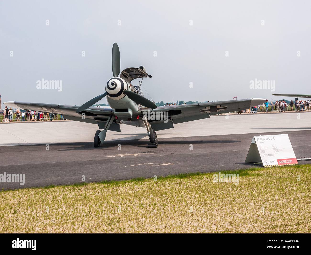 berlin-germany-june-10-2010-messerschmitt-bf-109g-4-fighter-with
