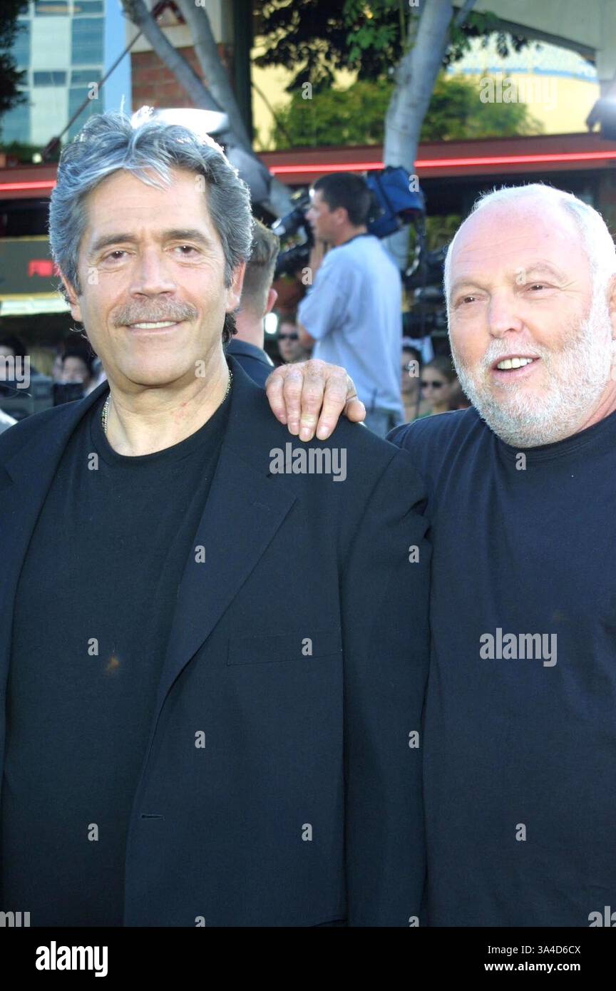 [Imagen: june-30-2003-k31256tr-63003premiere-of-t...A4D6CX.jpg]