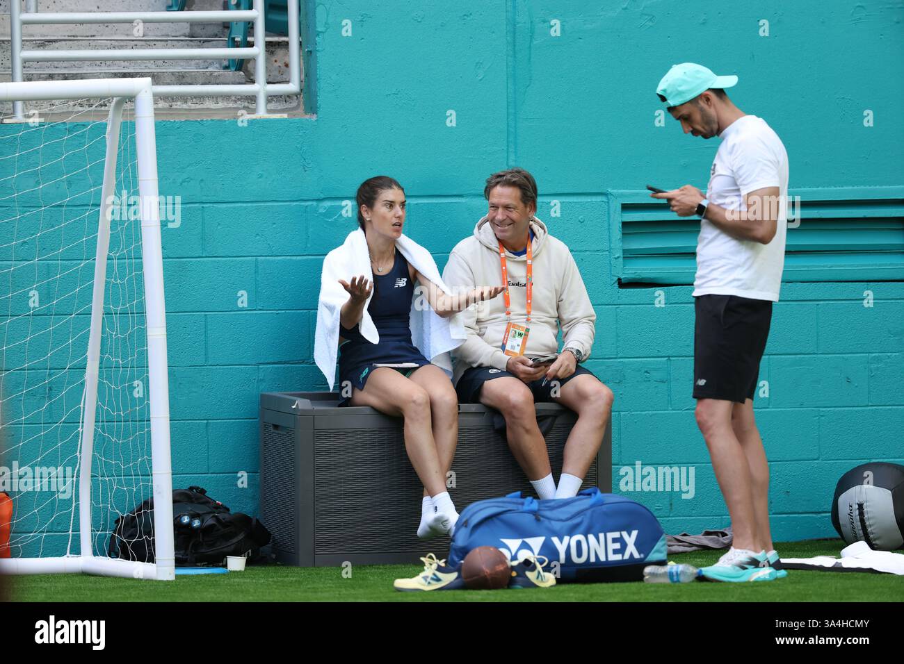 MIAMI GARDENS FLORIDA MARCH 18 Sorana CIrstea On Day 1 Of The Miami Open At Hard Rock Miami Gardens Florida March 18 Sorana Cirstea On Day 1 Of The Miami Open At Hard Rock Stadium On March 18 2025 In Miami Gardens Florida People Sorana Cirstea Credit Storms Media Groupalamy Live News 3A4HCMY 