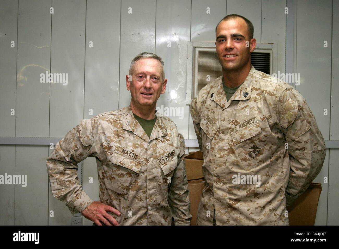 Aug 09, 2004; FOB Kalsu, Iraq; Major Gen. JAMES N. MATTIS, commanding ...
