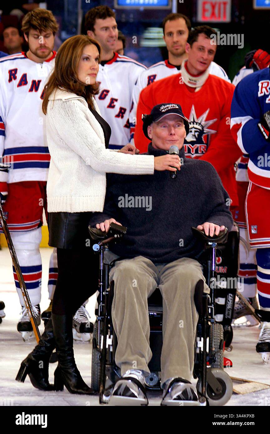 Christopher reeve wife children hi-res stock photography and images - Alamy
