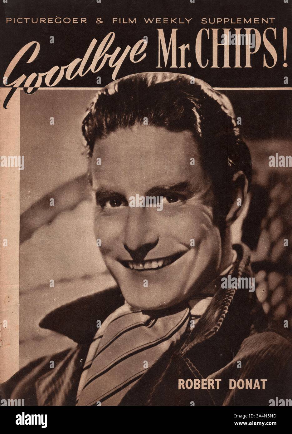 1939 Film Weekly actor Robert Donat in Goodbye Mr Chips Stock Photo