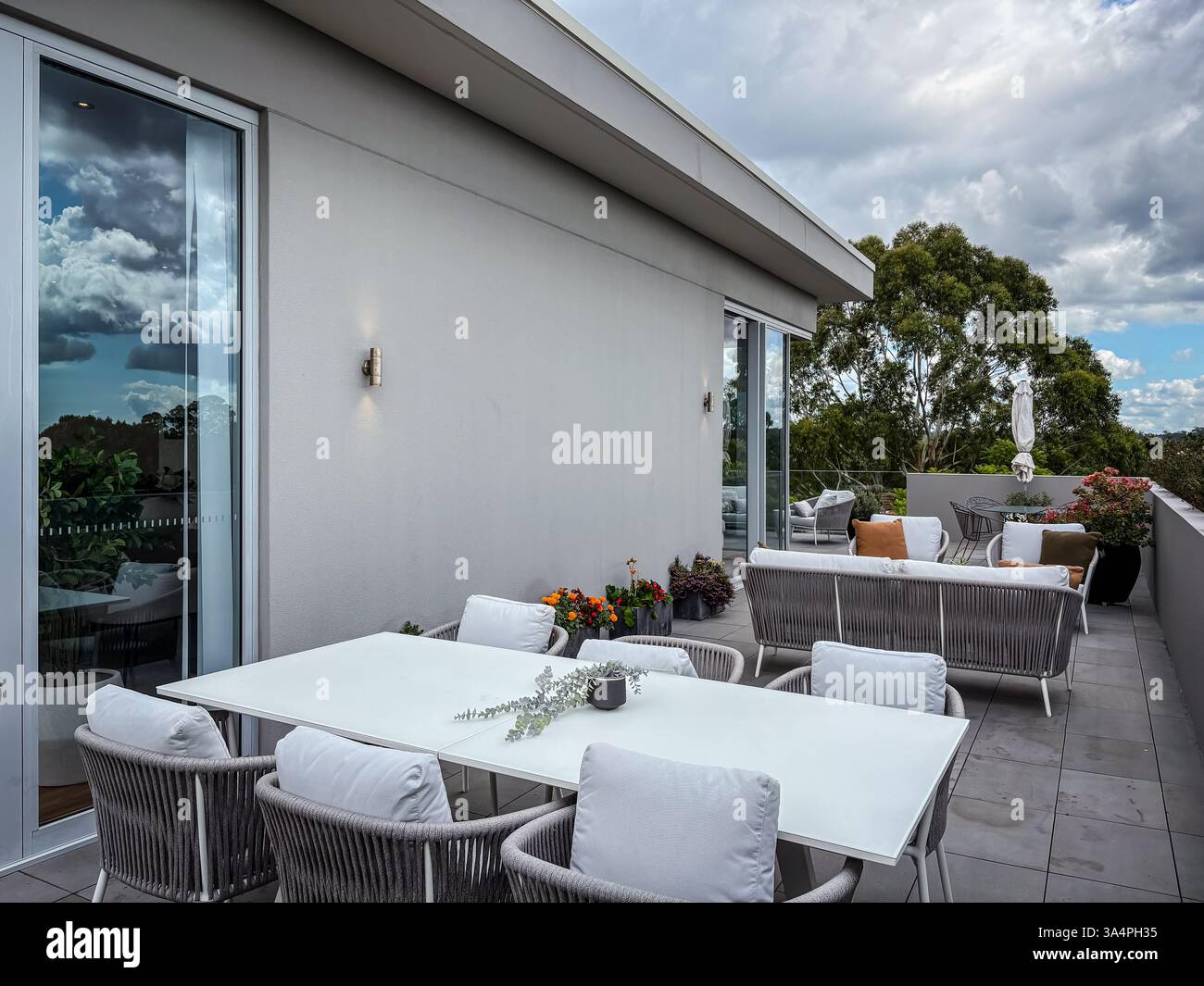 Luxury Apartments for Rent - camdenliving.com - Luxury Apartment Complex Views