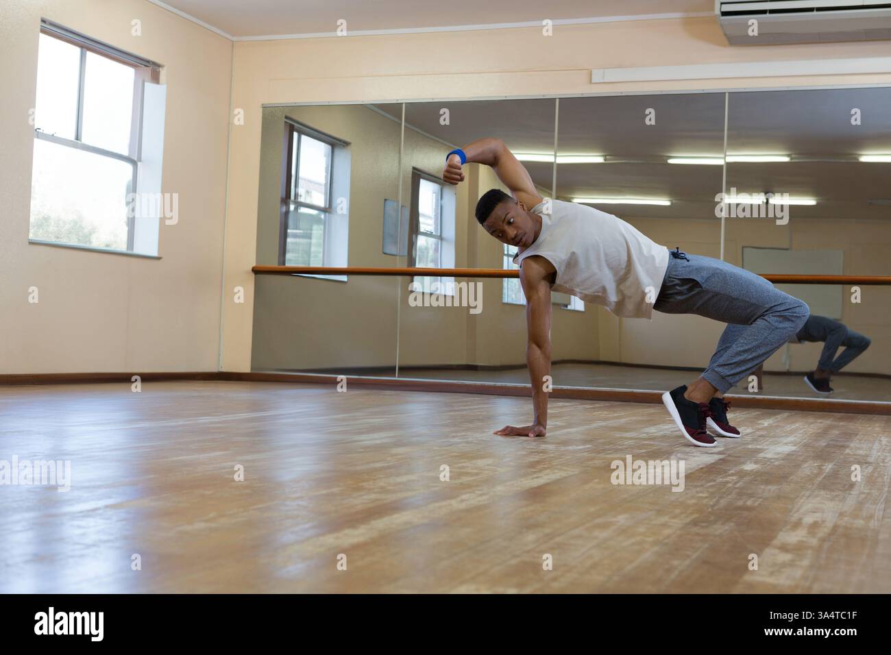 Balance and agility in art hi-res stock photography and images - Alamy