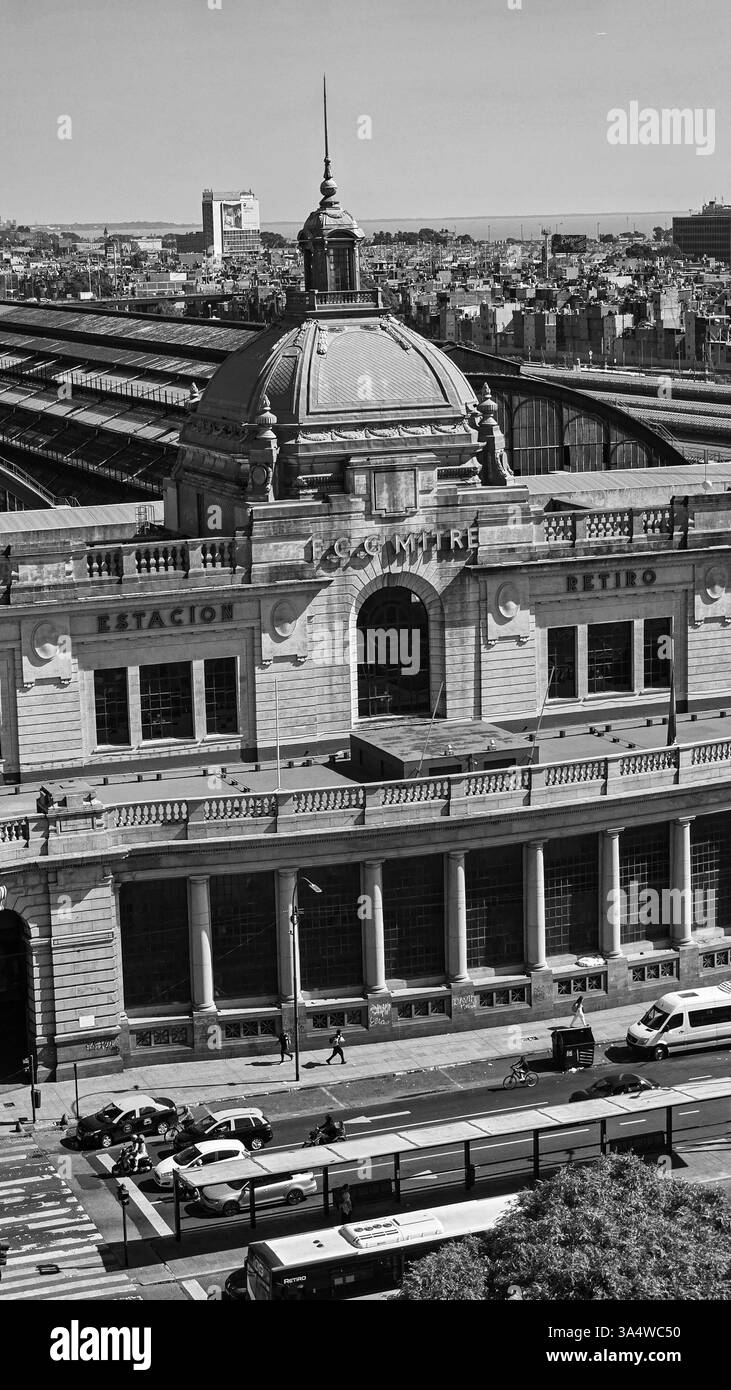 Buenos Aires, 19.03.2025: View of San Martin square and panoramic views from Monumental Tower at Retiro neighboor (Néstor J. Beremblum / Alamy) - Smartphone Captured Stock Image