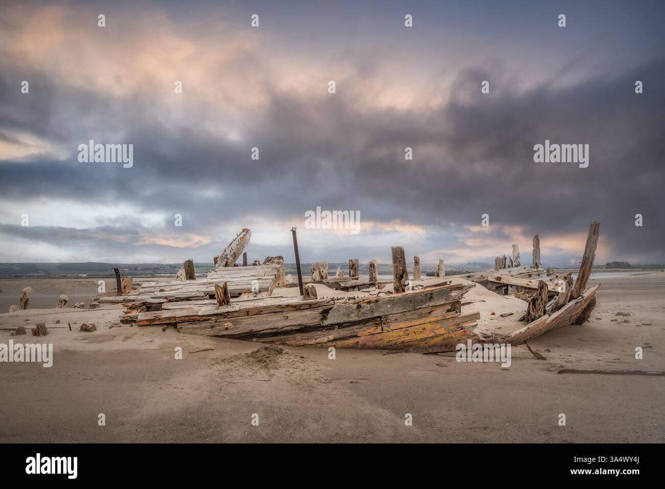 Wreck aground hi-res stock photography and images - Alamy