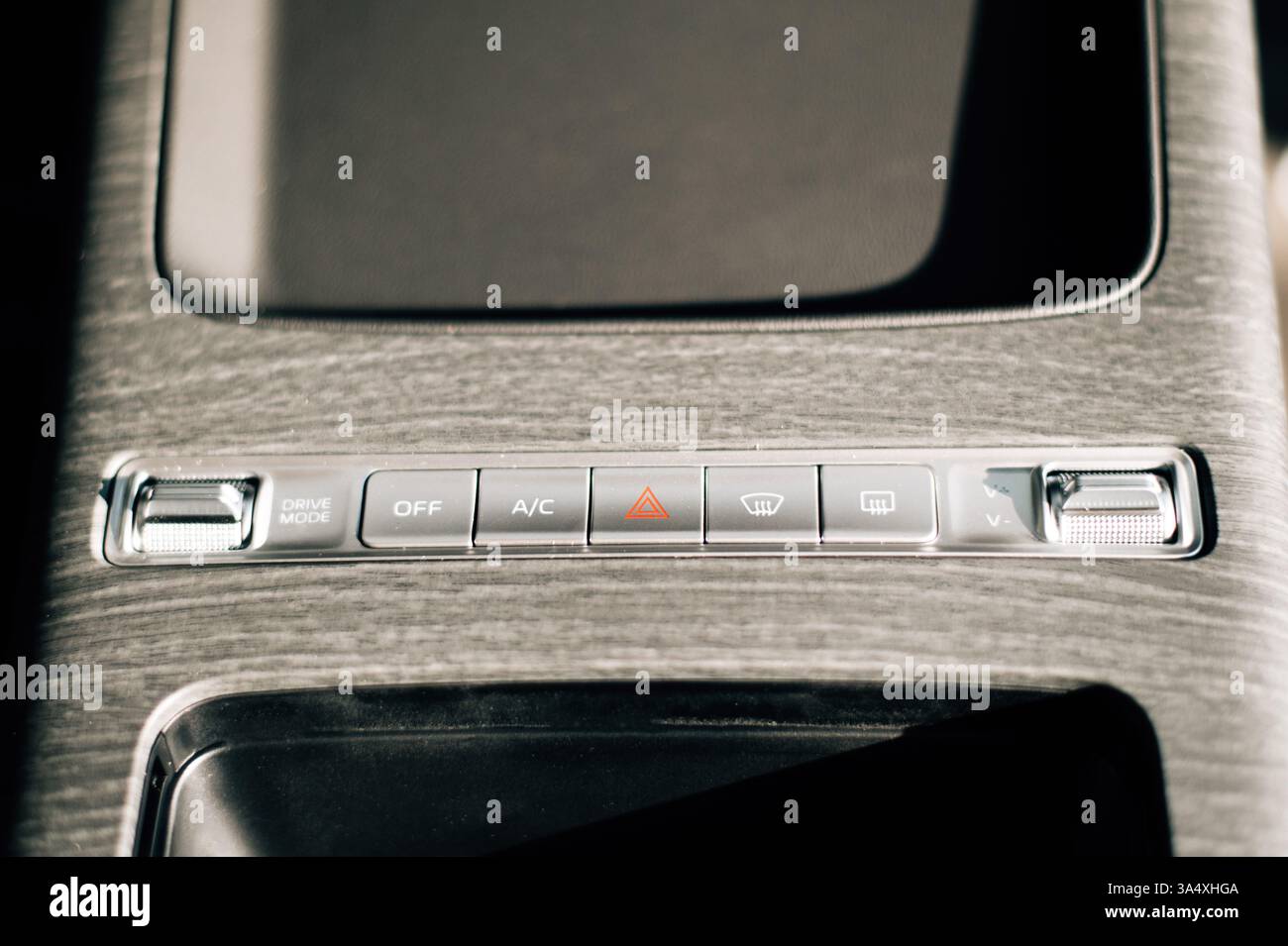 Window Defroster Buttonm Window display of buttons hi-res stock photography and images - Alamy