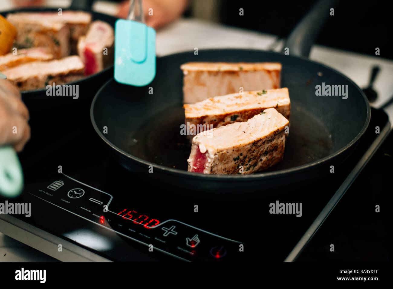 Raw fillet mignon on cast hi-res stock photography and images - Alamy