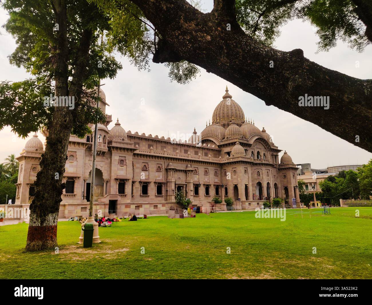 Belur Math is the headquarters of the Ramakrishna Math and Ramakrishna ...
