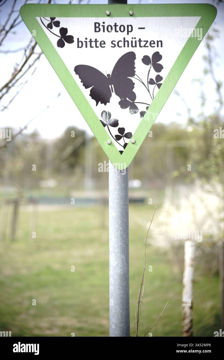 Open Sign Nature The sign for a nature reserve with the inscription: Biotope, please ...