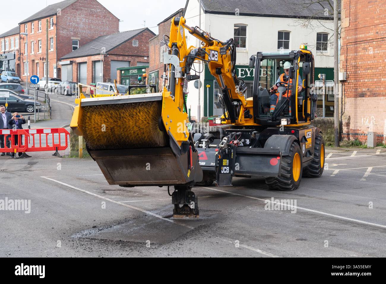 Jcb pothole pro machine hi-res stock photography and images - Alamy