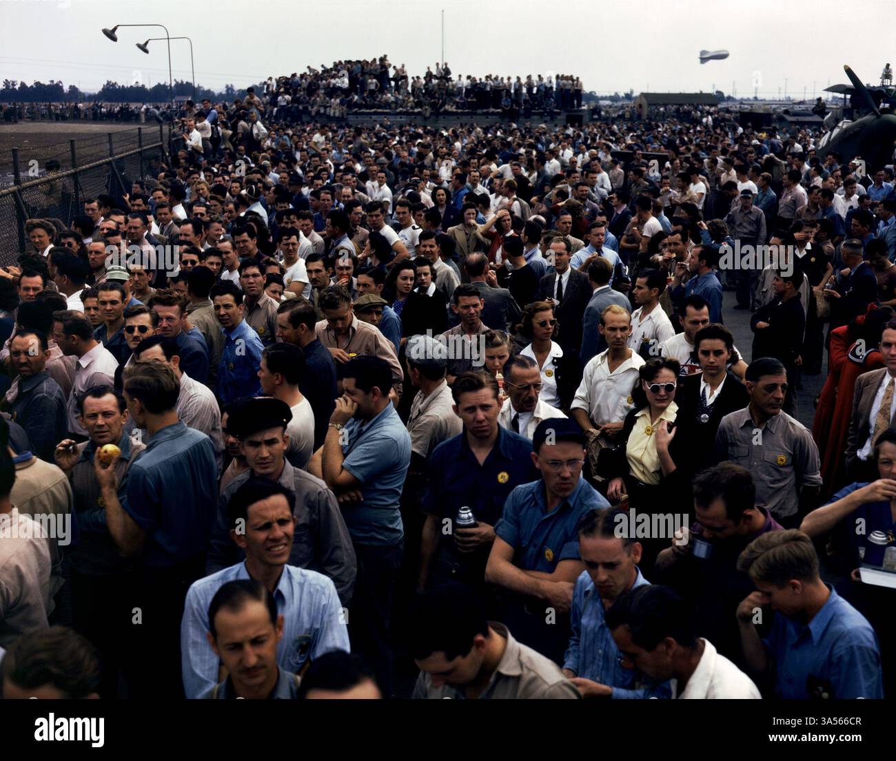 United States home front during World War II - Workers at Consolidated ...
