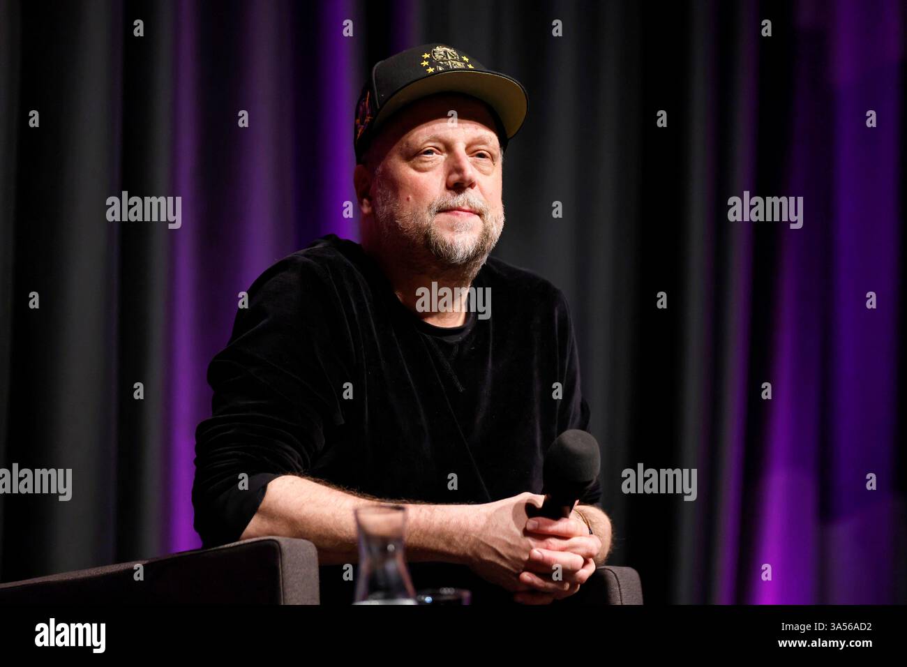 Rapper Smudo auf der Lit.Cologne 2025 Veranstaltung MfG. Mit ...